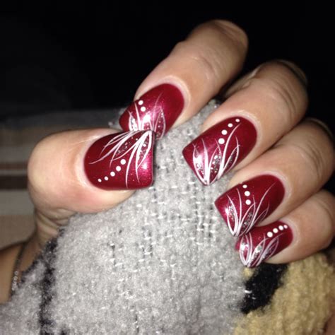 red white and gold nails|white and red nail design.